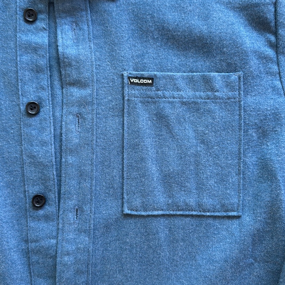 Volcom men’s shirt - med - Picture 2 of 3